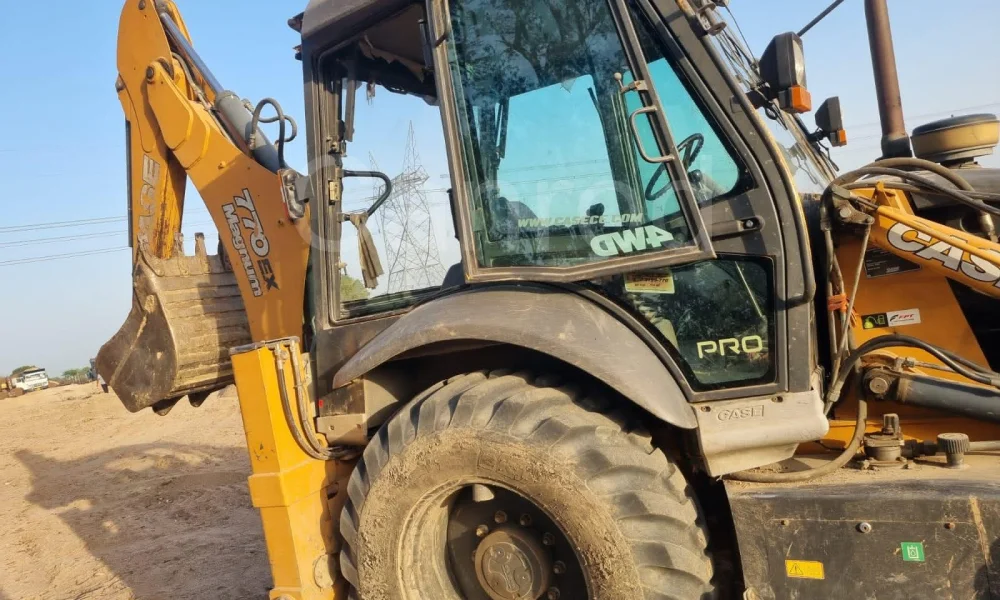 Case Construction 770EX Magnum 4WD Backhoe Loader